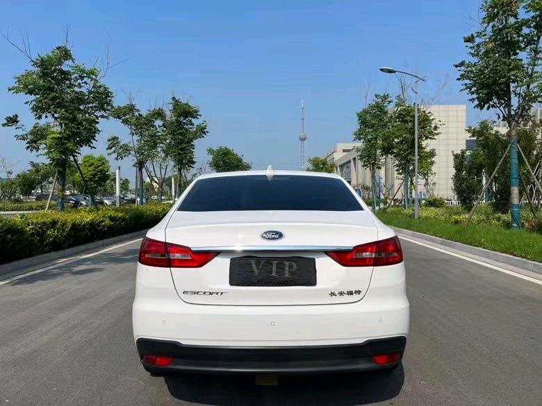 盐城20年福特福睿斯9