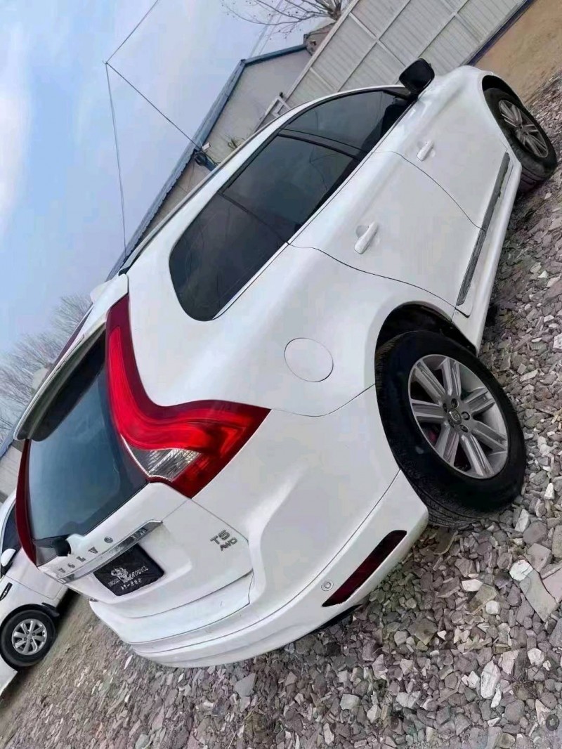 枣庄16年沃尔沃XC607