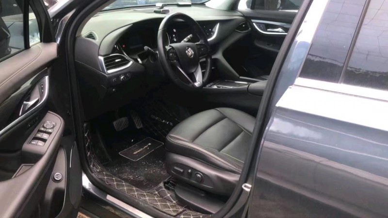 广州21年别克昂科旗3