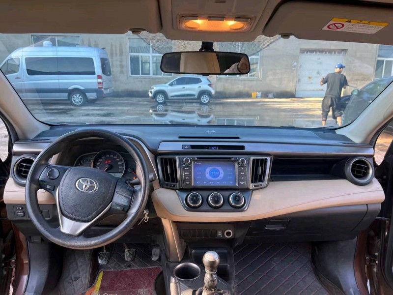 沈阳14年丰田RAV4荣放4