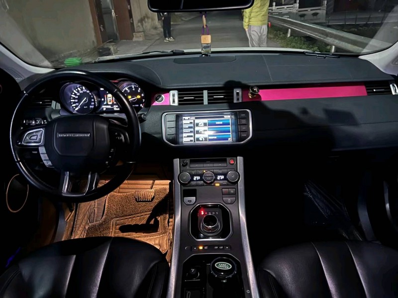 常州15年路虎极光9