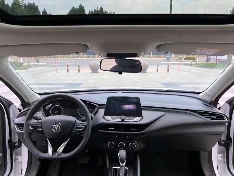 枣庄22年别克威朗5