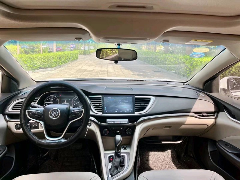 烟台21年别克英朗2