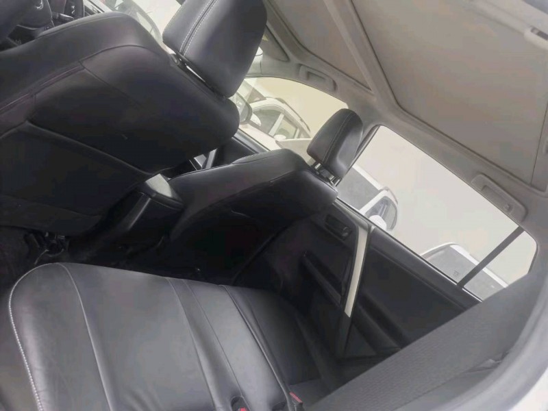 保定17年丰田RAV4荣放4