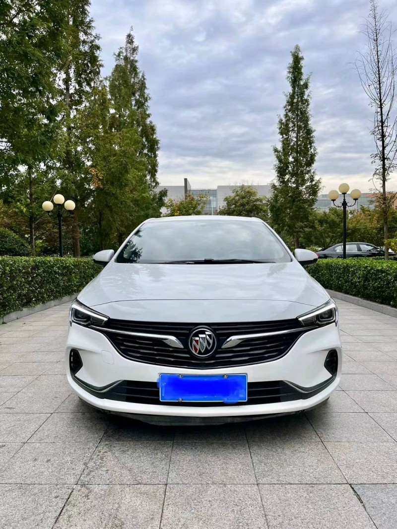 烟台20年别克威朗9