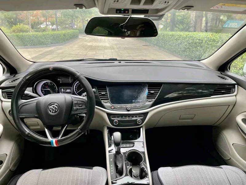 烟台20年别克威朗2