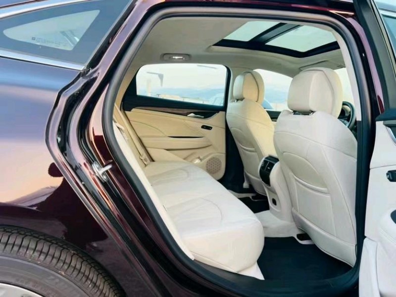 东莞22年别克君越5