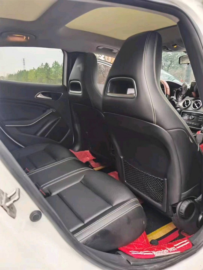徐州17年奔驰GLA6
