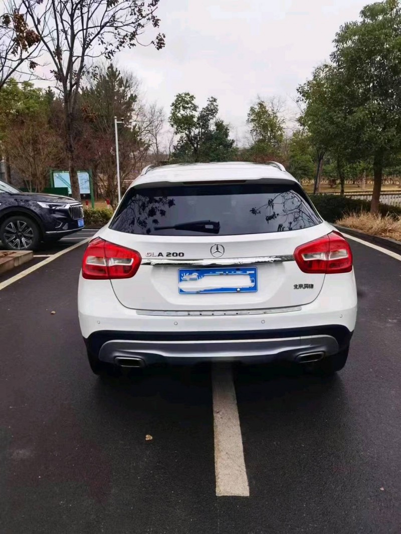 徐州17年奔驰GLA9