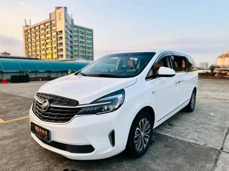 东莞21年别克GL83