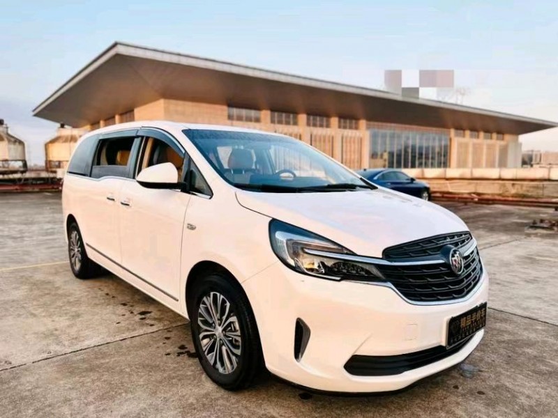 东莞21年别克GL82