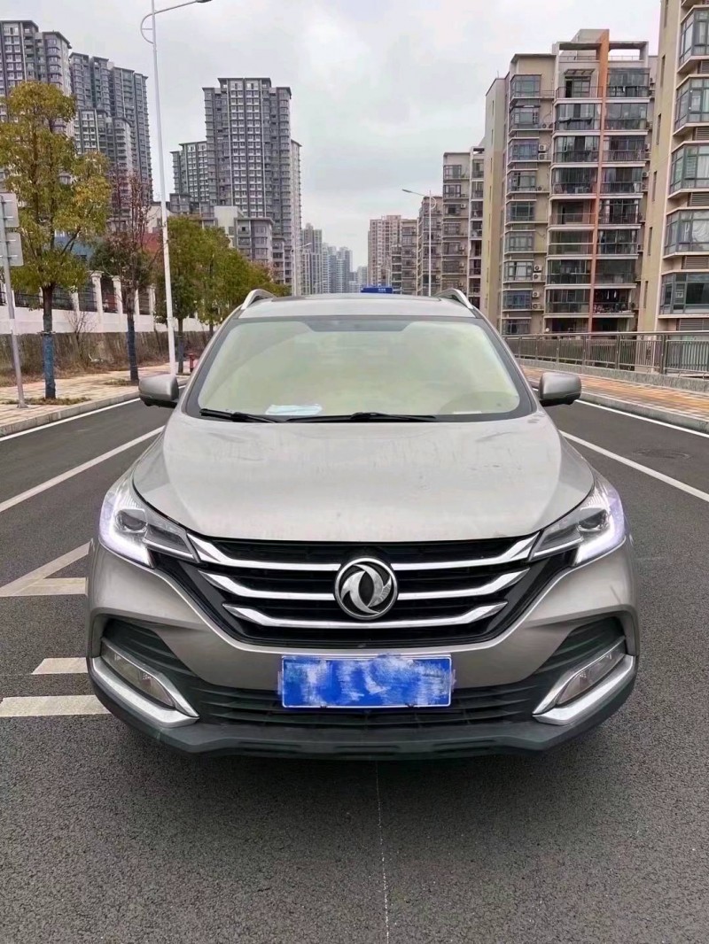 武汉18年东风AX7pro1