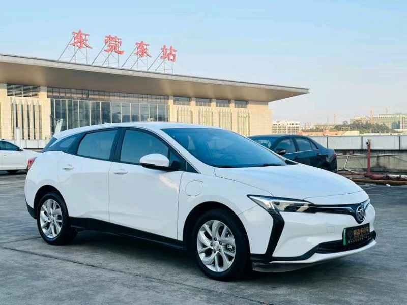 东莞22年别克微蓝3