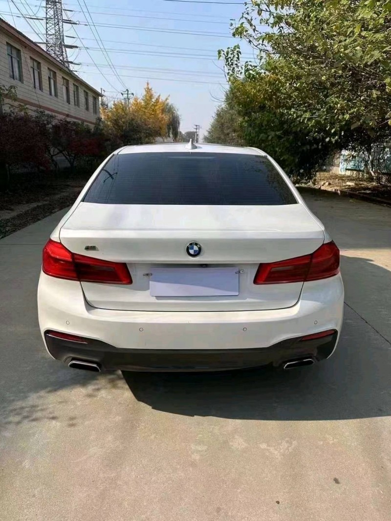 济南18年宝马5系3