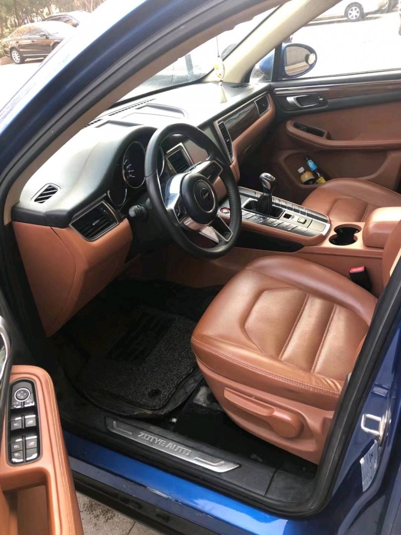 济南17年众泰SR97