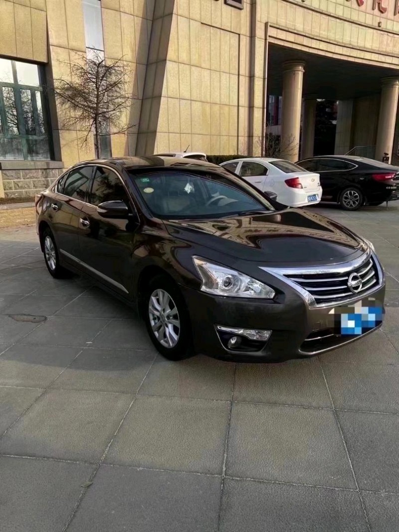 北京16年日产天籁2