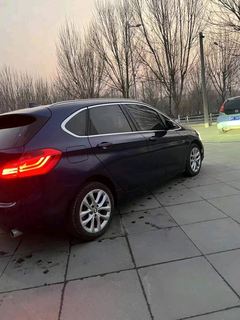 北京18年宝马2系2