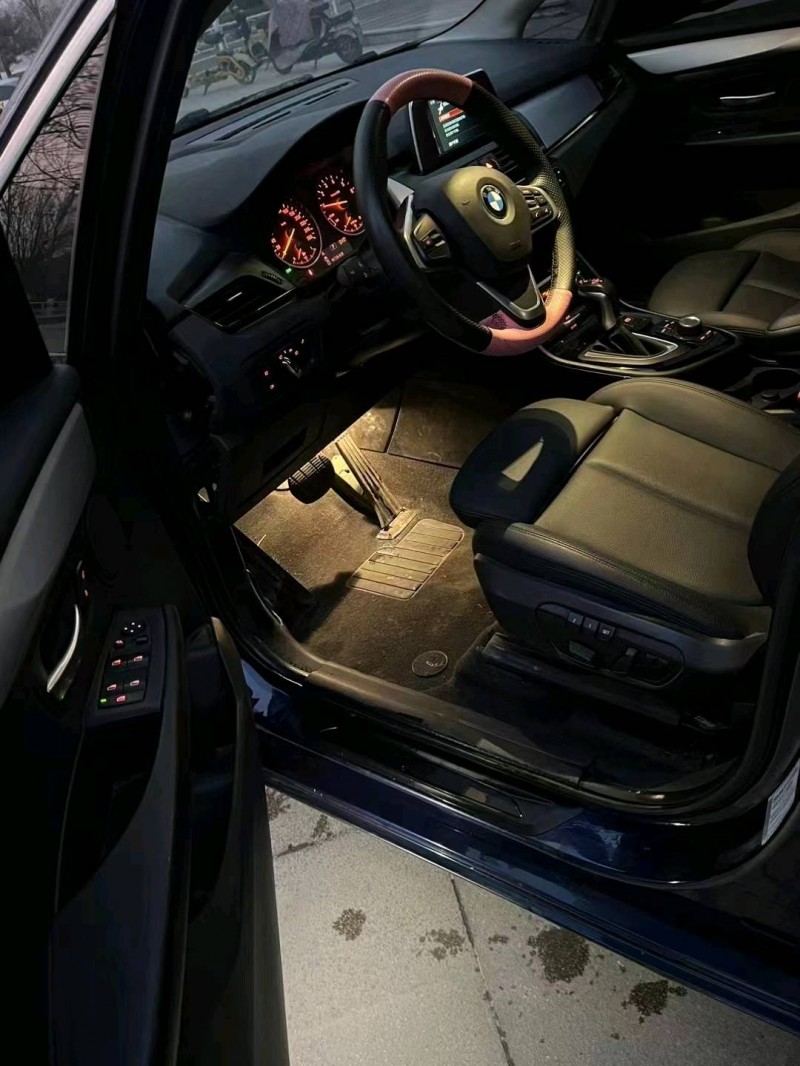 北京18年宝马2系7