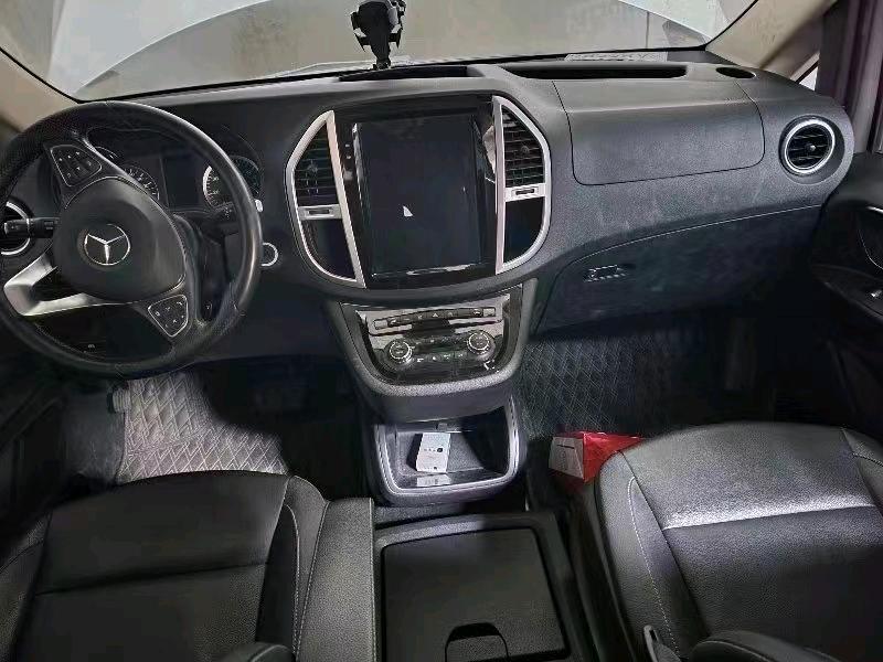 石家庄20年奔驰威霆4