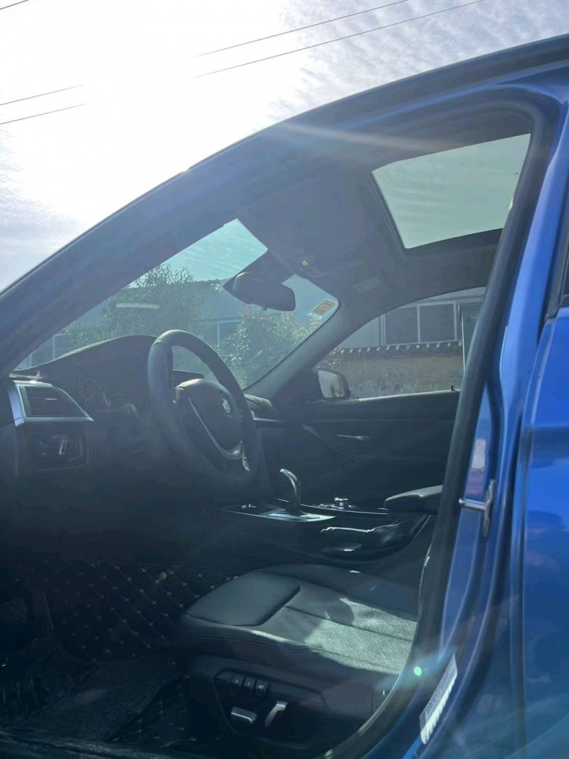 北京17年宝马3系6