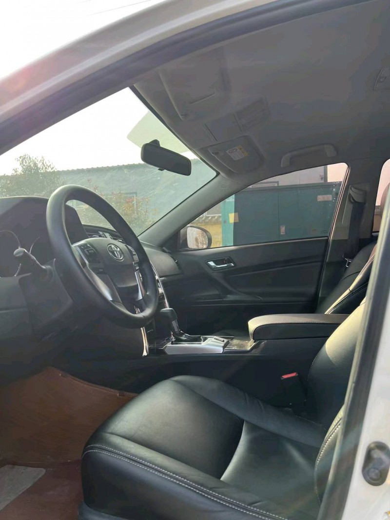 北京13年丰田锐志4