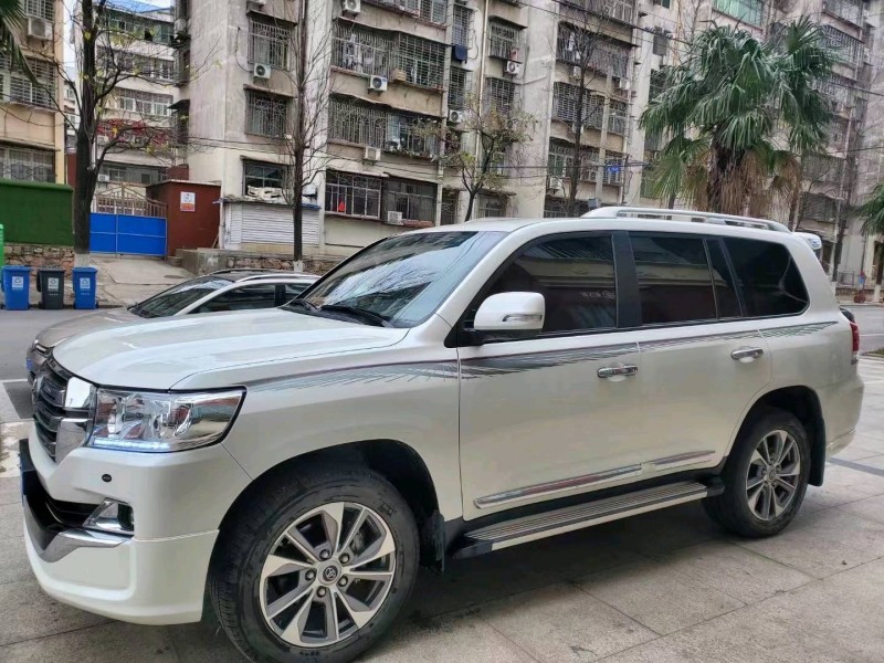 宜昌20年丰田兰德酷路泽2