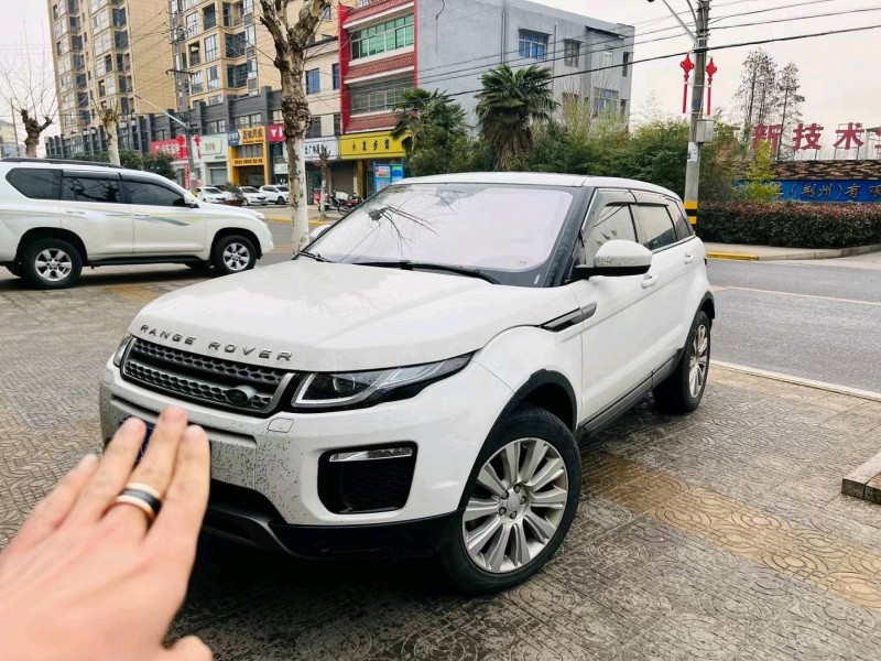 聊城20年路虎极光2