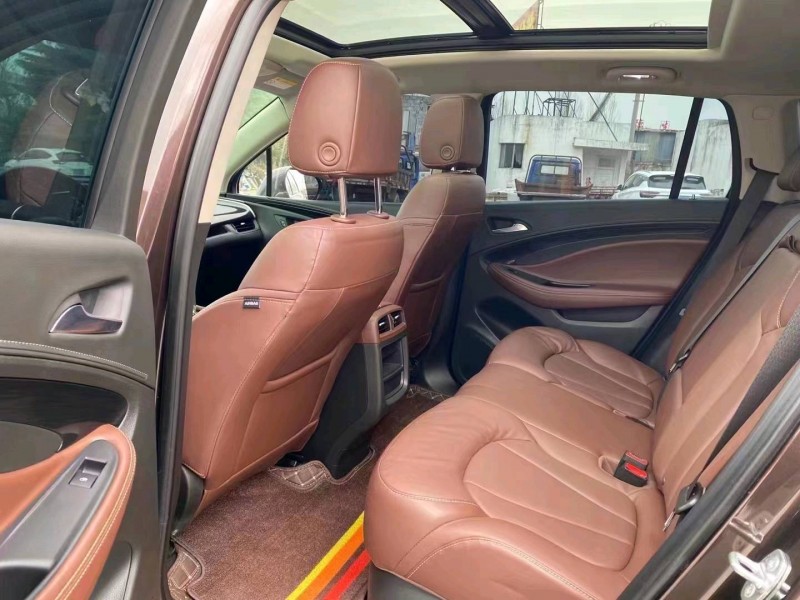 枣庄21年别克昂科威8