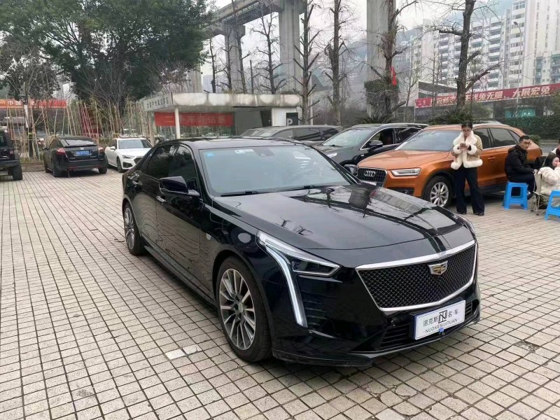 重庆20年凯迪拉克CT62
