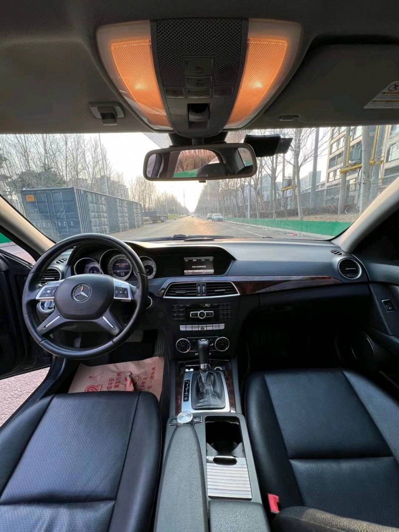 沈阳13年奔驰C4