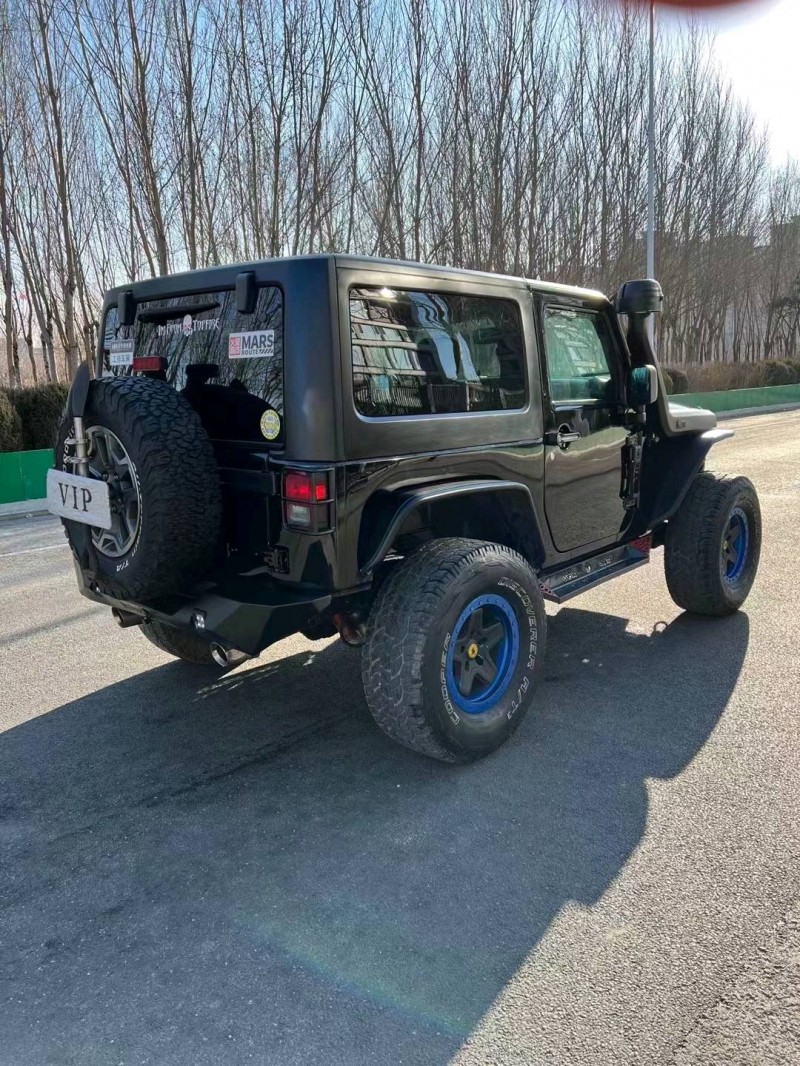 沈阳16年Jeep牧马人5