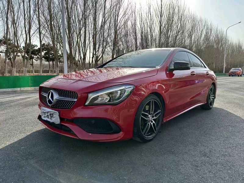 沈阳17年奔驰CLA3