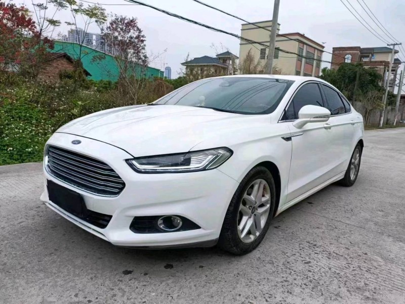 珠海16年福特蒙迪欧9