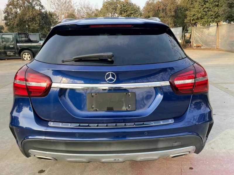 邯郸19年奔驰GLA5