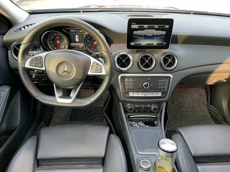 邯郸19年奔驰GLA4