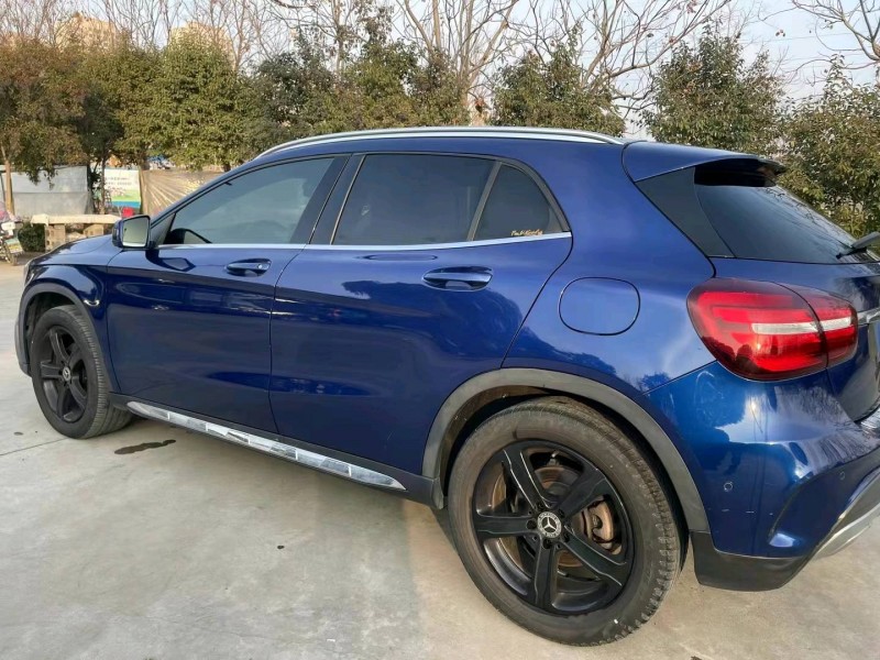 邯郸19年奔驰GLA3