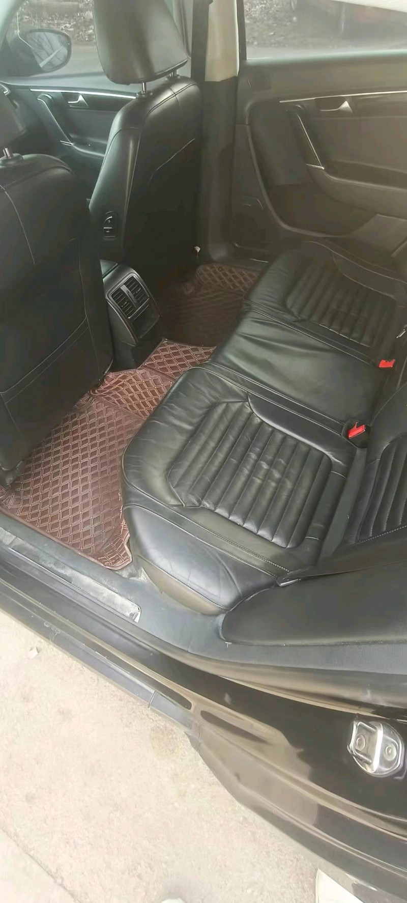 邯郸14年大众迈腾2