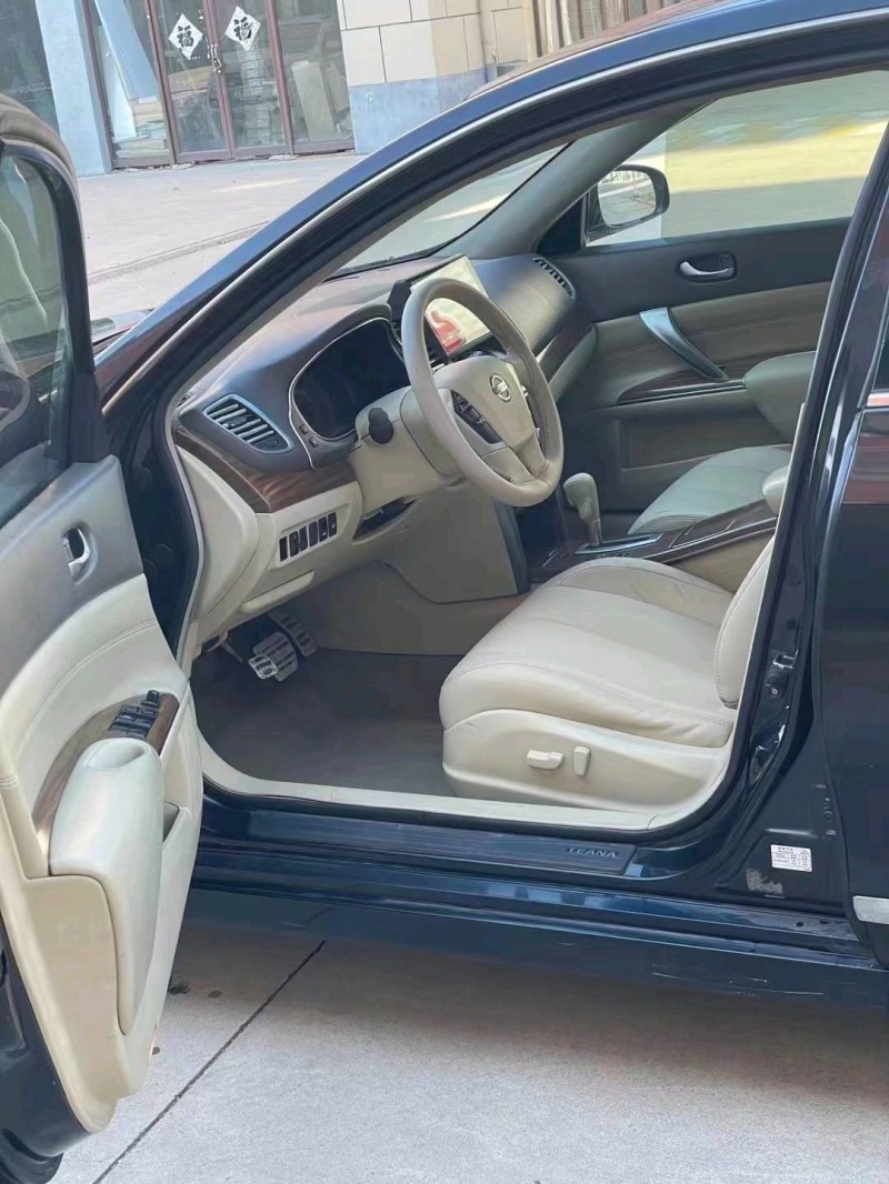 济南11年日产天籁7