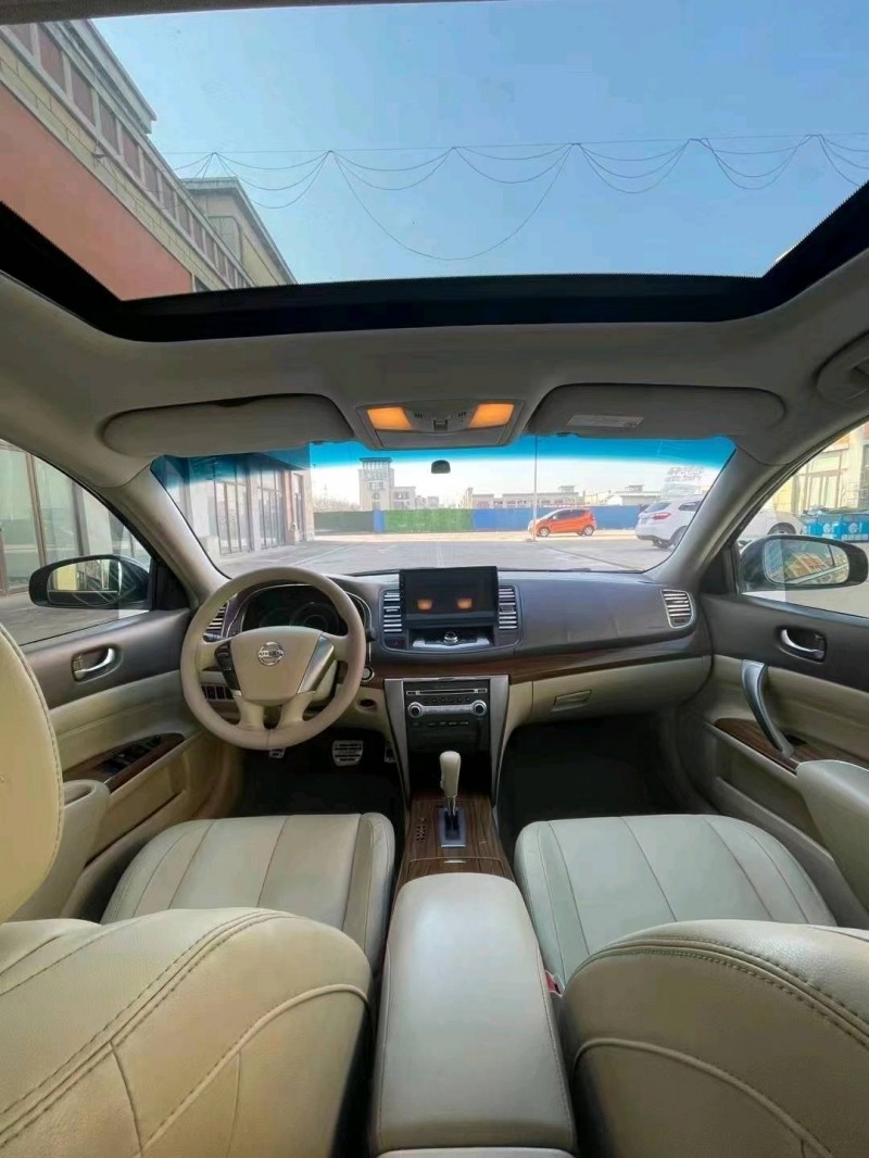 济南11年日产天籁5