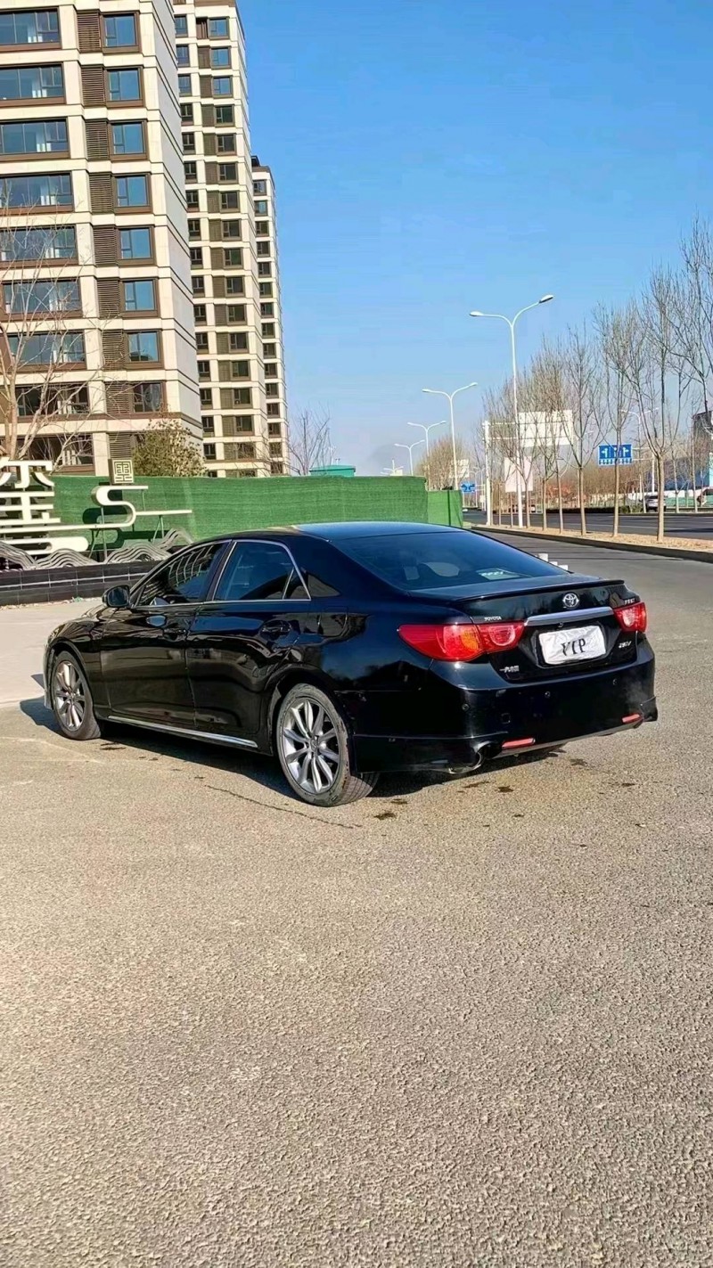 廊坊12年丰田锐志2