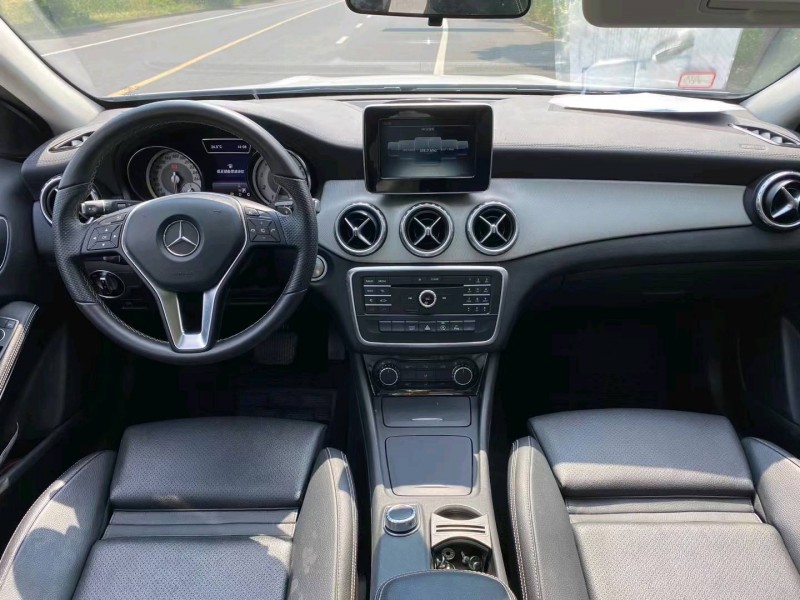 嘉兴16年奔驰GLA5