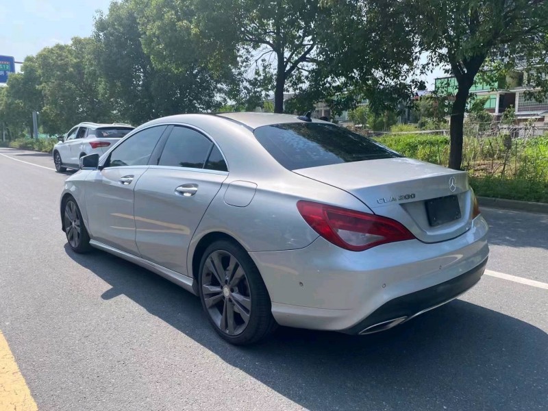嘉兴16年奔驰CLA8