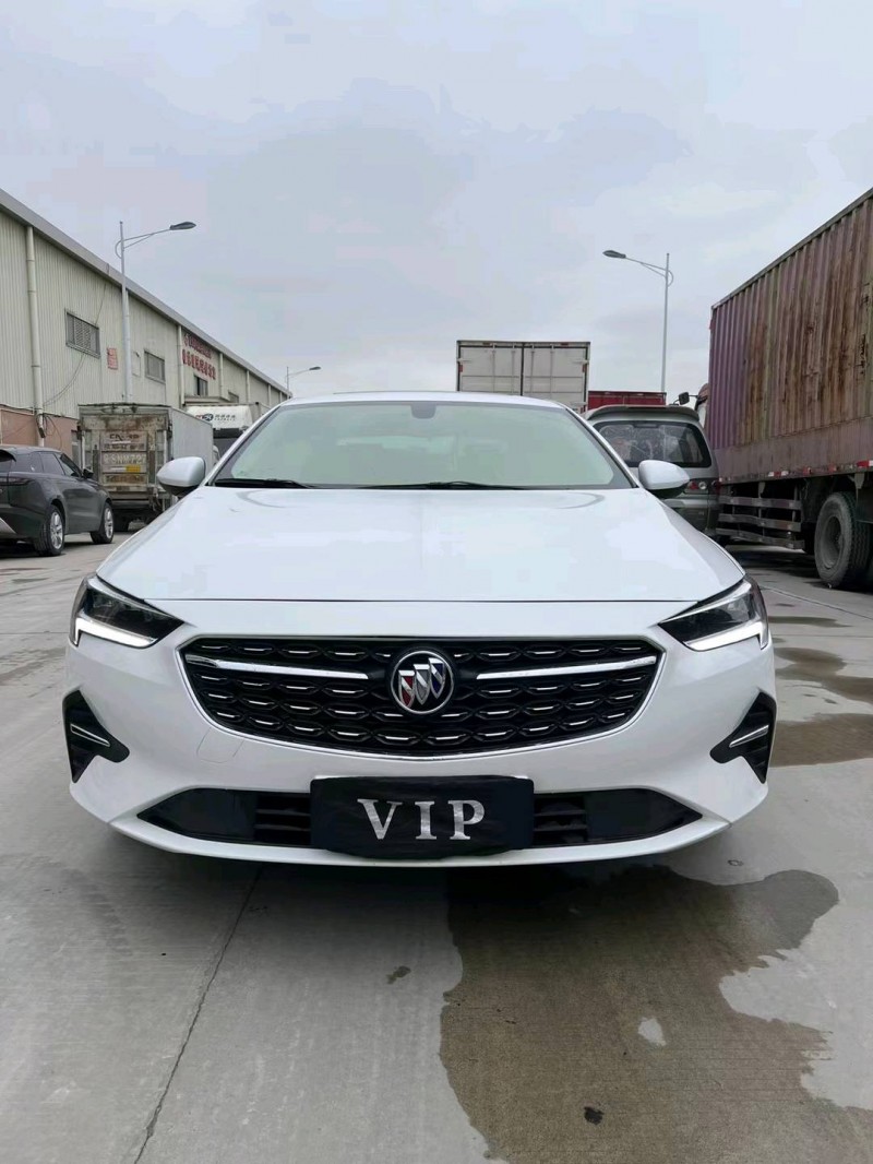 珠海21年别克君威1