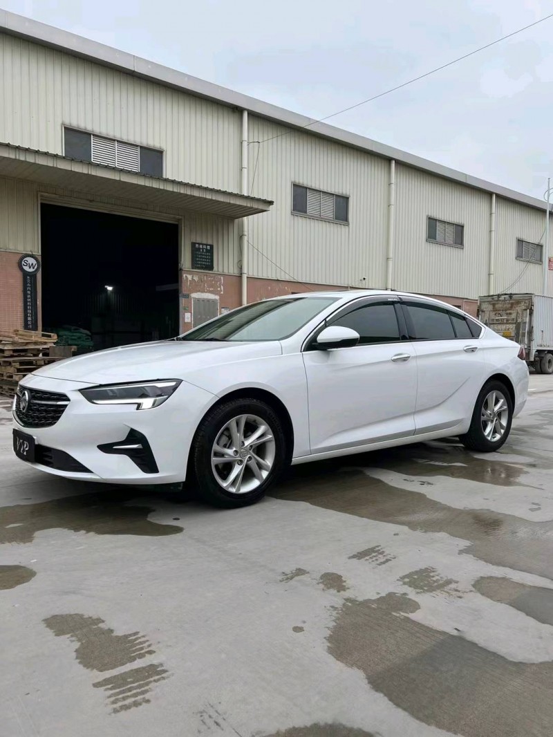 珠海21年别克君威2