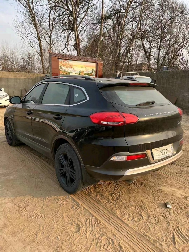 鄭州18年獵豹汽車CS102