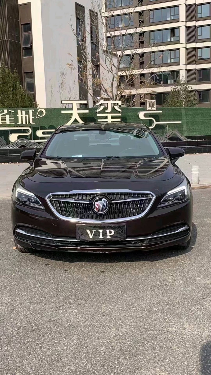 廊坊17年别克君越1