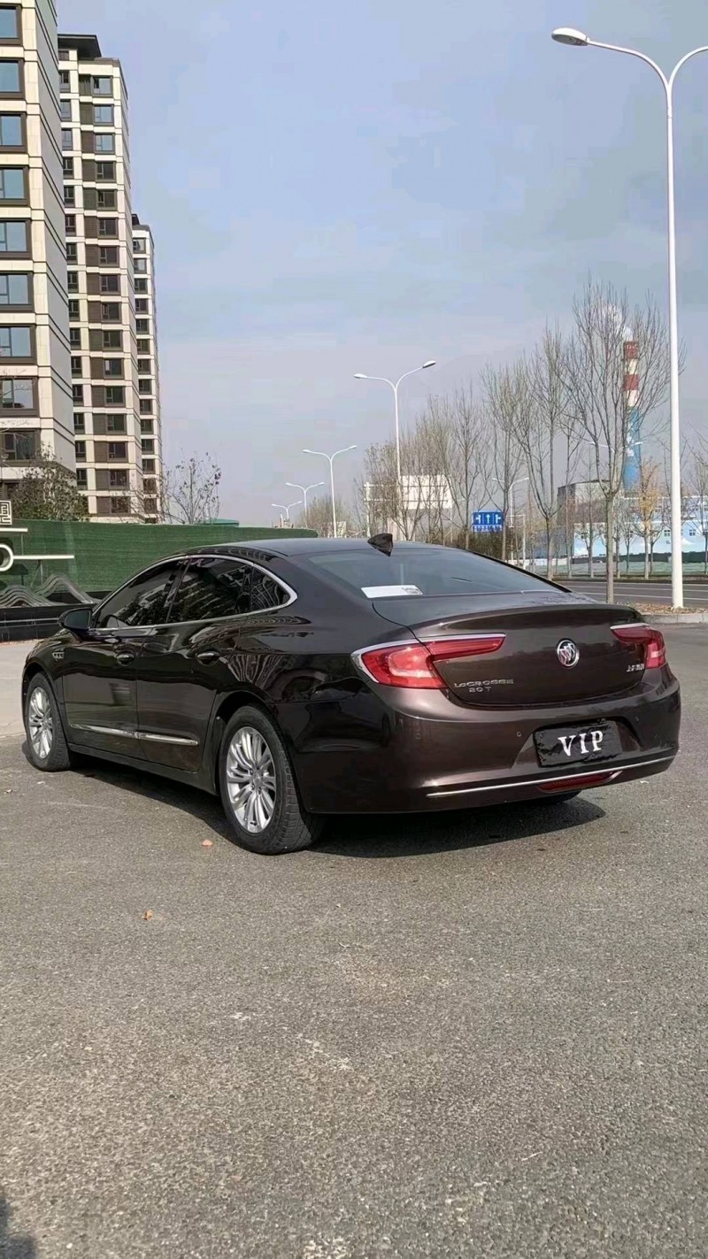 廊坊17年别克君越8