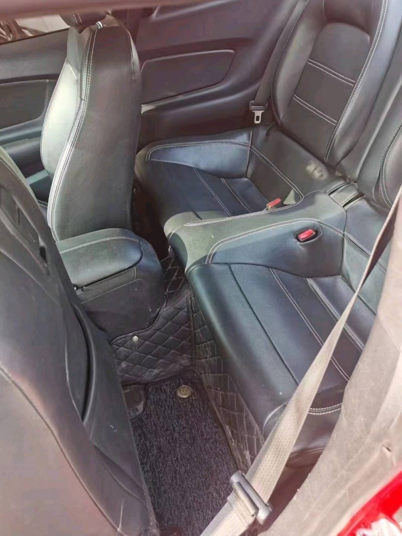 济南18年福特野马3