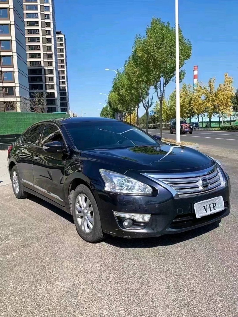 廊坊15年日产天籁3