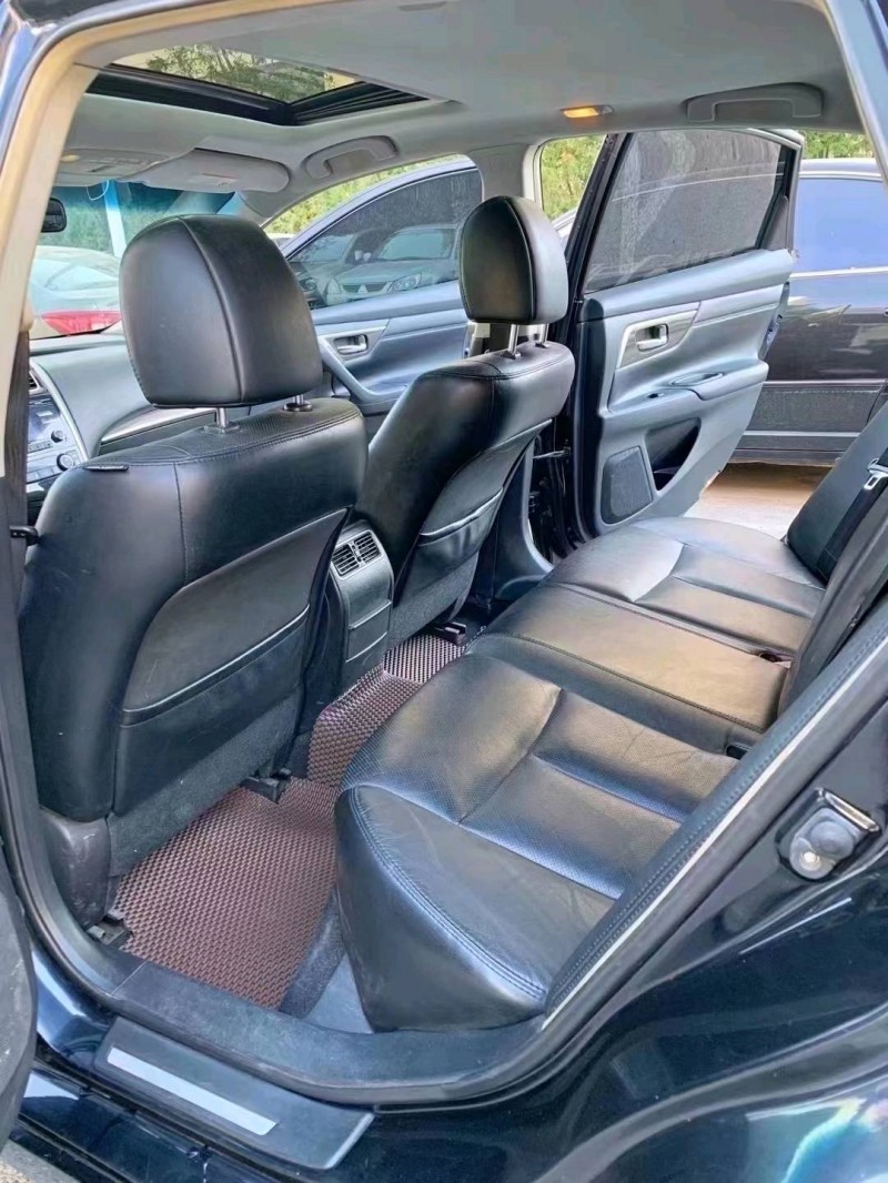 廊坊15年日产天籁5